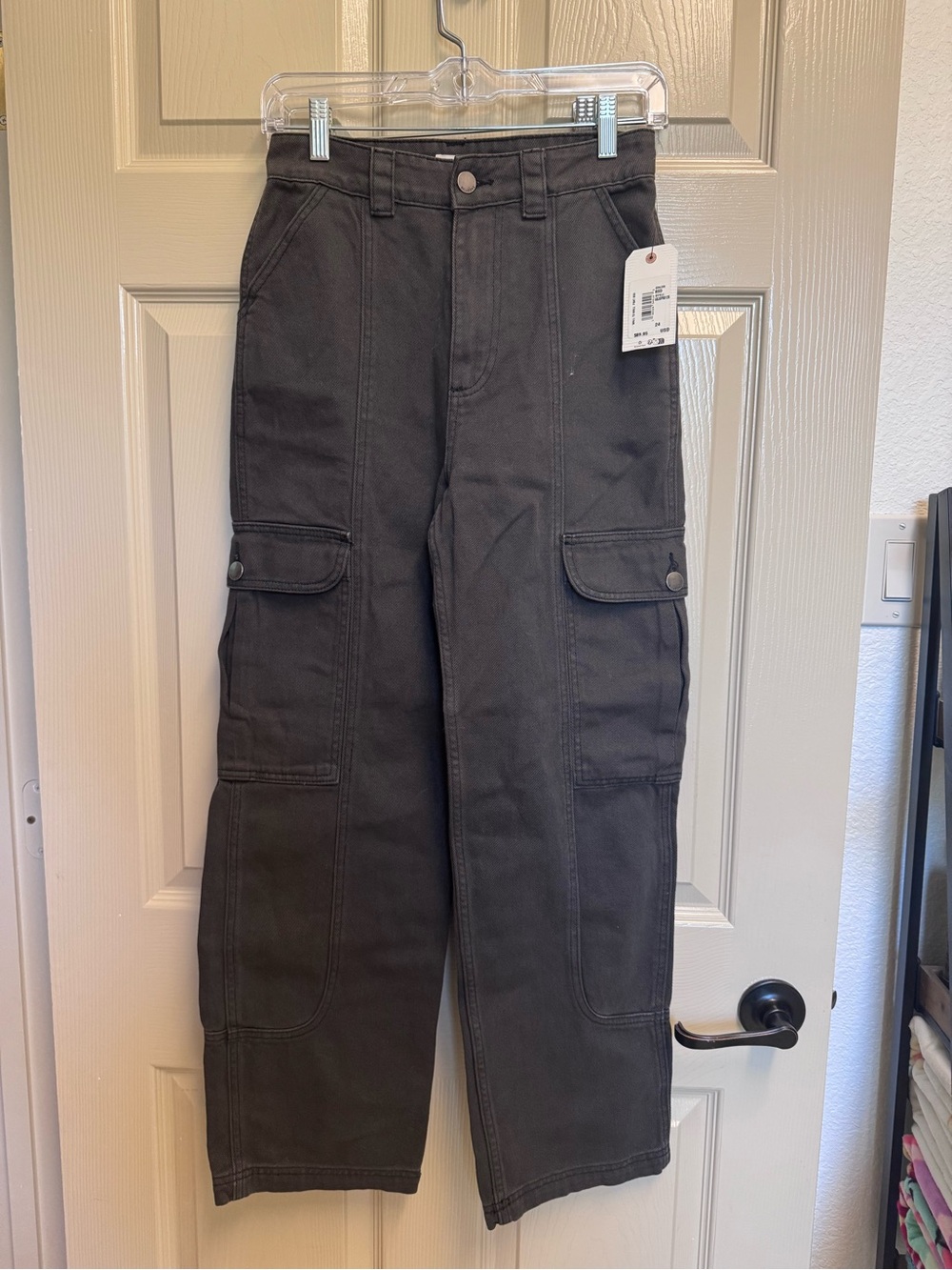 Billabong Women’s Charcoal Cargo Pants